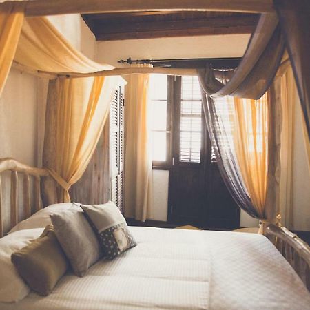 The Iskemleci Guest House ニコシア エクステリア 写真
