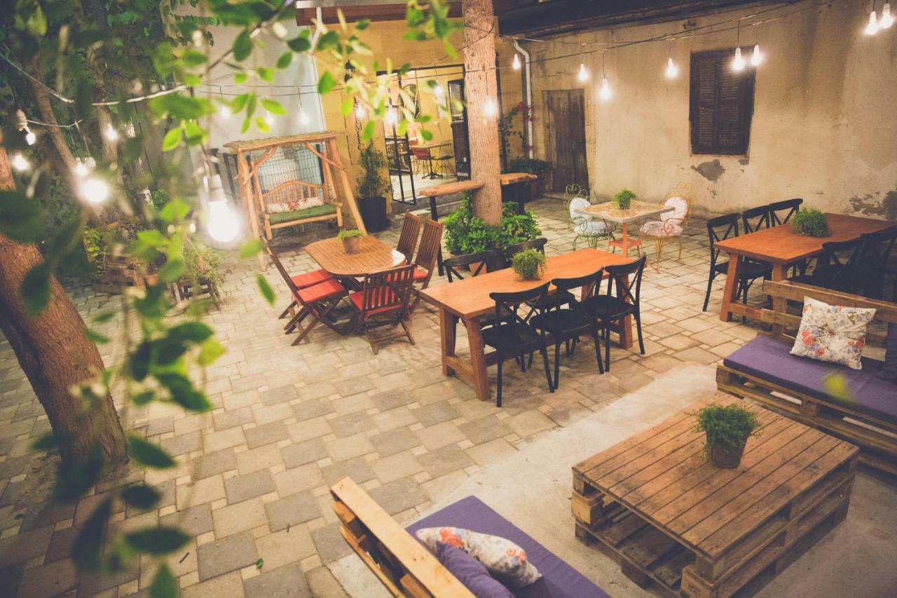 The Iskemleci Guest House ニコシア エクステリア 写真